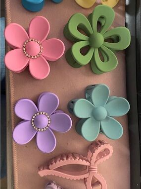 Flower Hair Clips for Kids - Pink, Green, Purple, Mint - Cute Floral Accessories